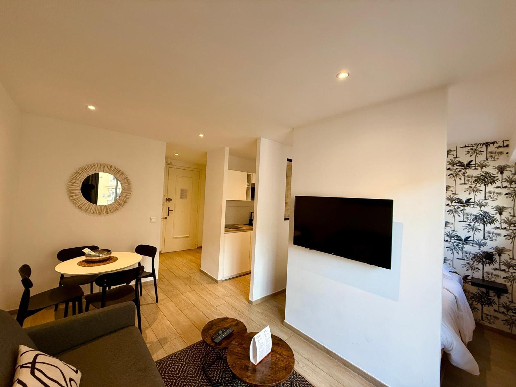 C001-Beau Studio Neuf Situe Au Centre Cannes Ngoại thất bức ảnh